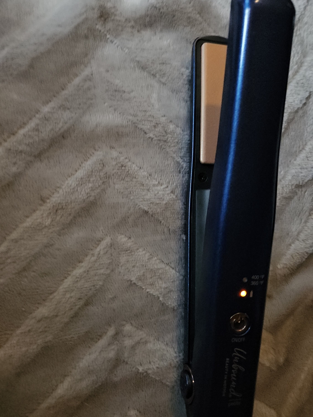 Blue Women's Ceramic Hair Straightener - Sleek Heat Styling Cordless